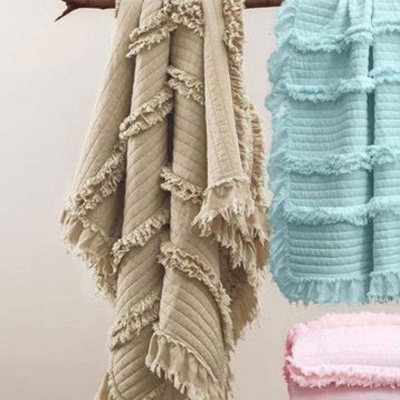 Farmhouse Throw Blanket Boho Cottage Decor Soft Decorative Beige Quilted Cover - Picture 12 of 13